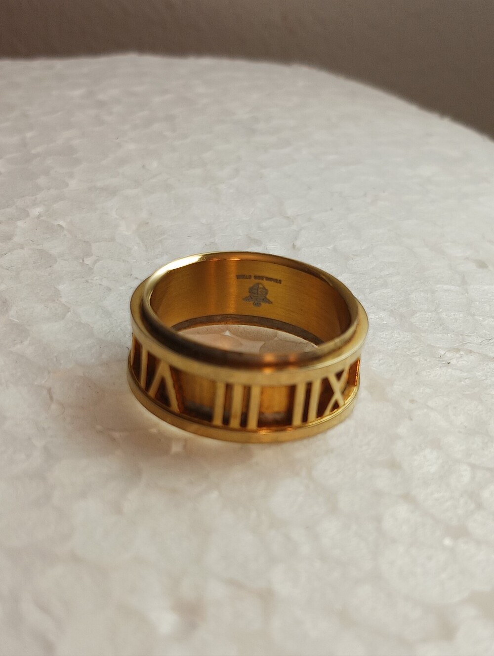 Gold Tone Stainless Steel  Roman Numeral Band Ring Mens Sz 9.75